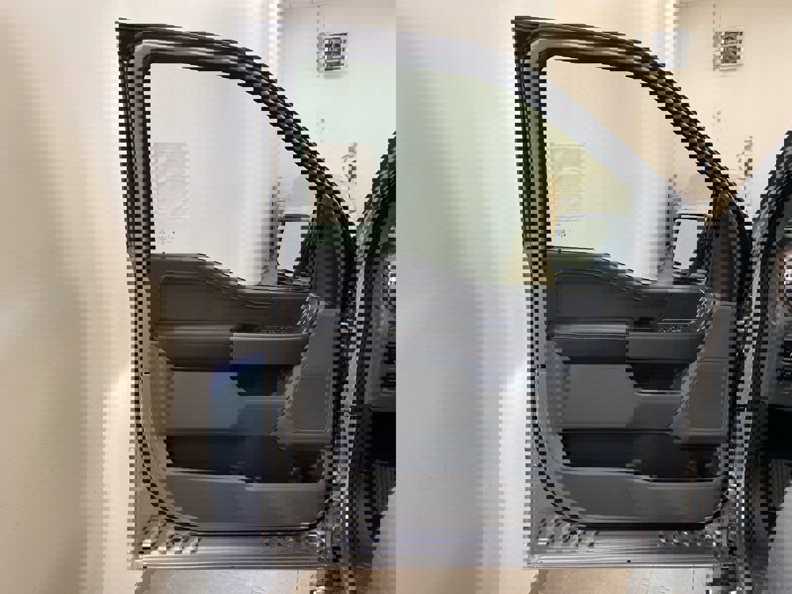 New 2025 Ford F150 XLT w/ Equipment Group 302A MID image 21