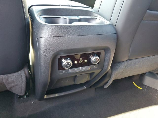 New 2026 GMC Acadia Denali w/ Super Cruise Package FWD image 16