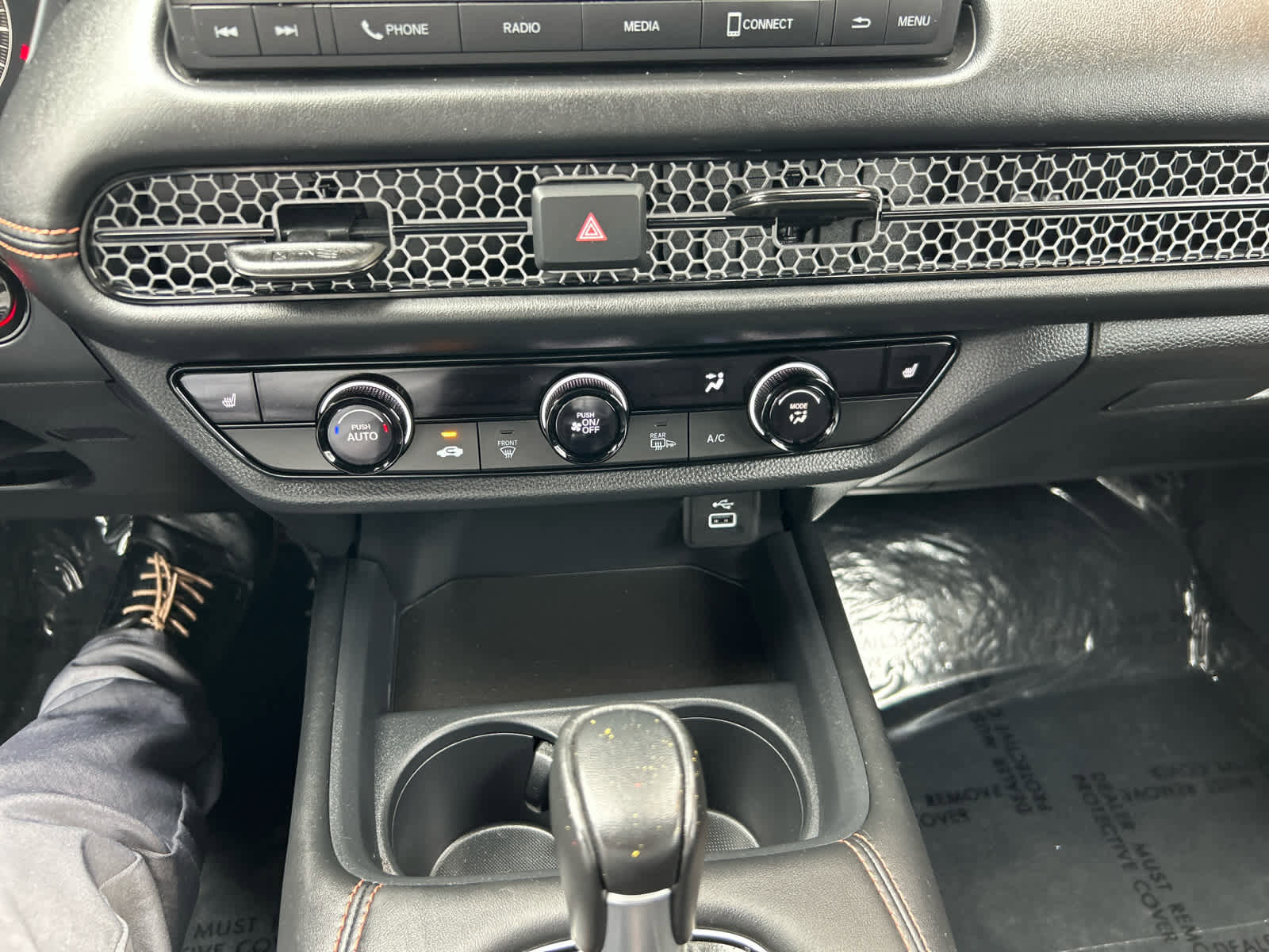 Used 2025 Honda HR-V Sport image 18