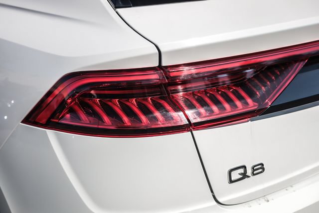 Used 2019 Audi Q8 Premium w/ Convenience Package AWD/4WD image 26