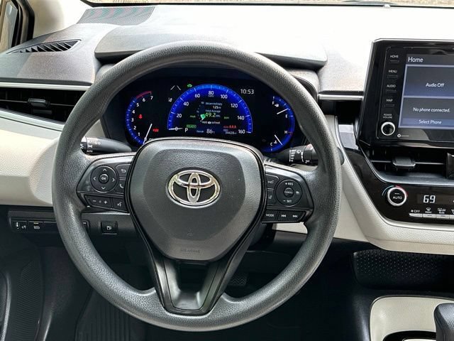 Used 2022 Toyota Corolla LE FWD image 28
