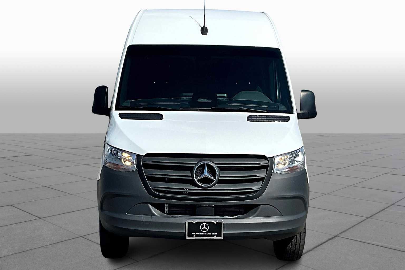 New 2025 Mercedes-Benz Sprinter 2500 image 3