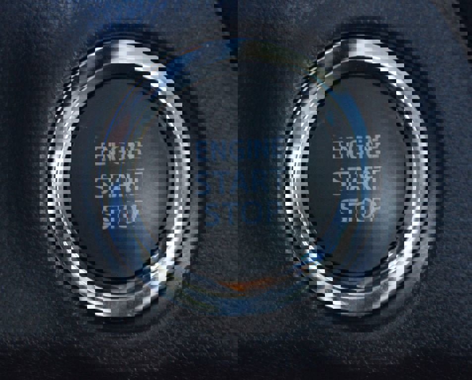 Used 2025 Toyota RAV4 XLE Premium image 9