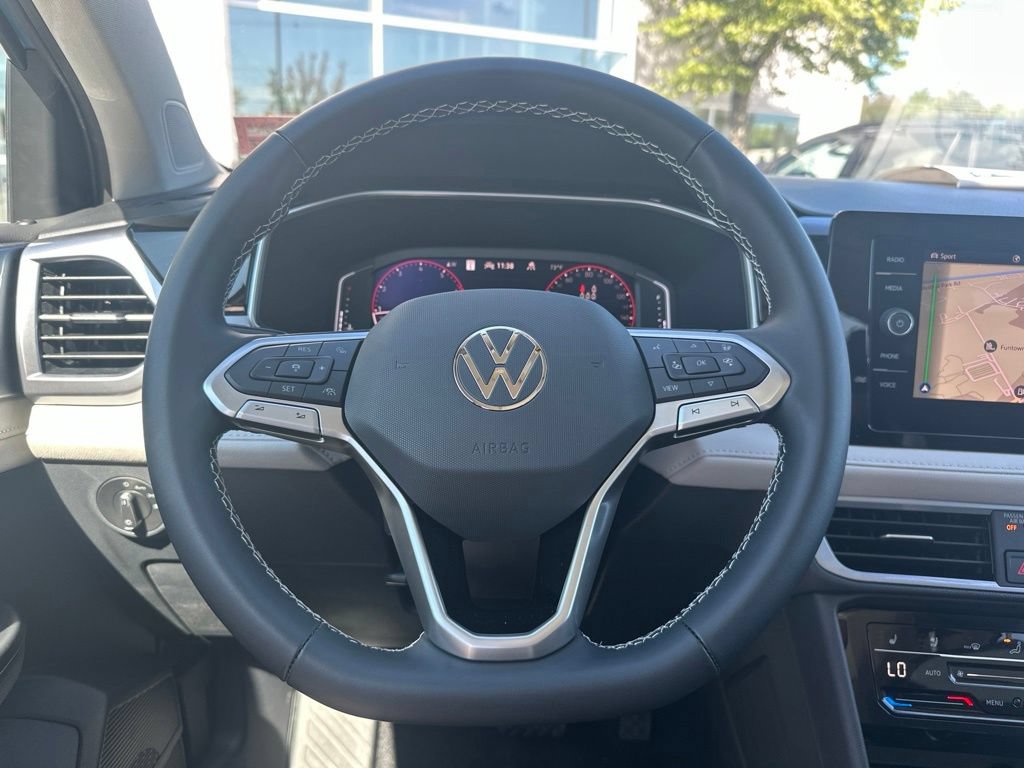 New 2027 Volkswagen Taos SEL AWD/4WD image 14