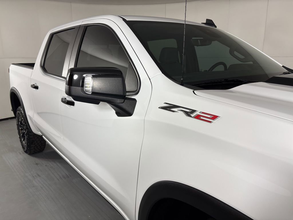 Used 2024 Chevrolet Silverado 1500 ZR2 w/ Technology Package image 15