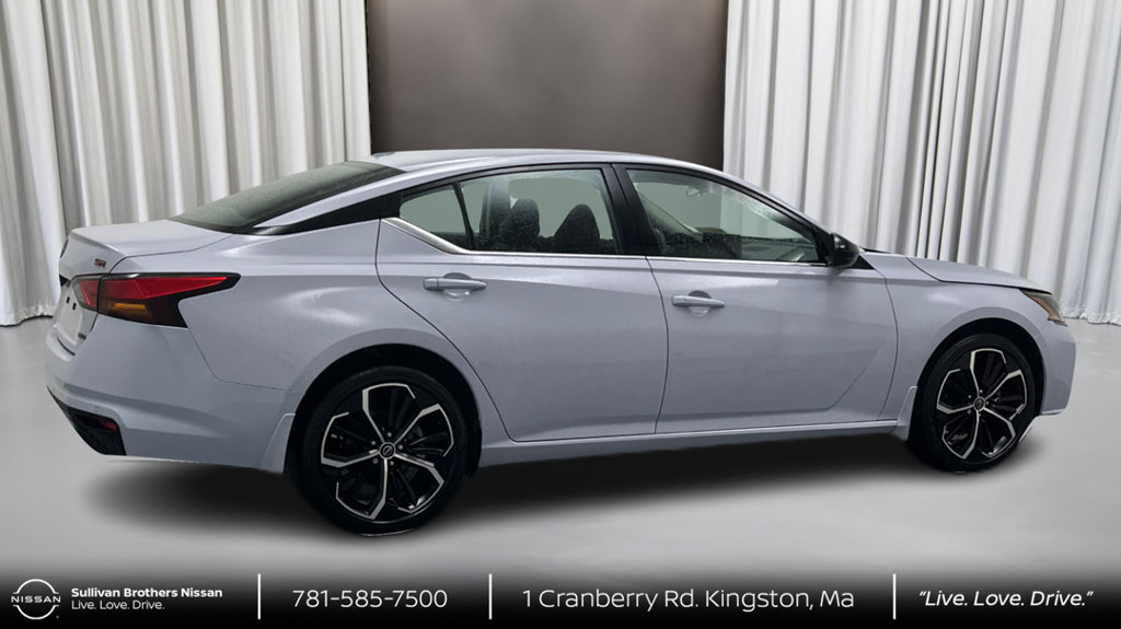 Certified 2025 Nissan Altima 2.5 SR w/ SR Premium Package AWD/4WD image 5