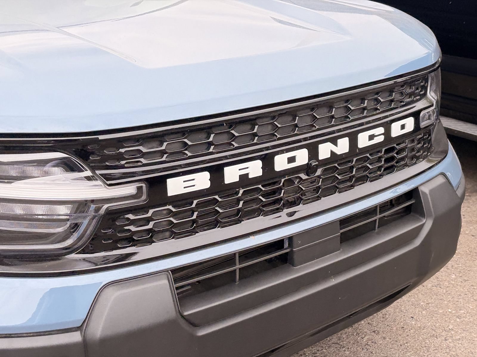 Certified 2025 Ford Bronco Sport Outer Banks AWD/4WD image 4