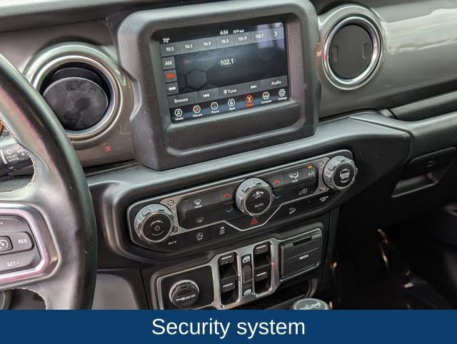 Used 2019 Jeep Wrangler Unlimited Sahara AWD/4WD image 17