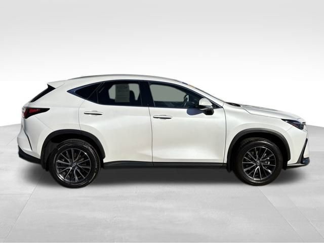 Used 2025 Lexus NX 250 FWD image 9