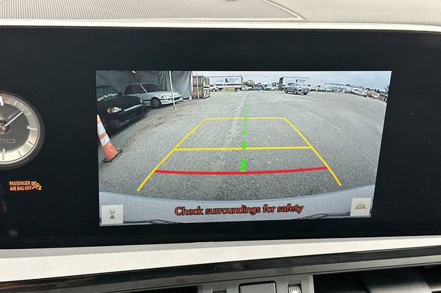 Used 2025 Lexus ES 300h w/ Premium Package FWD image 22