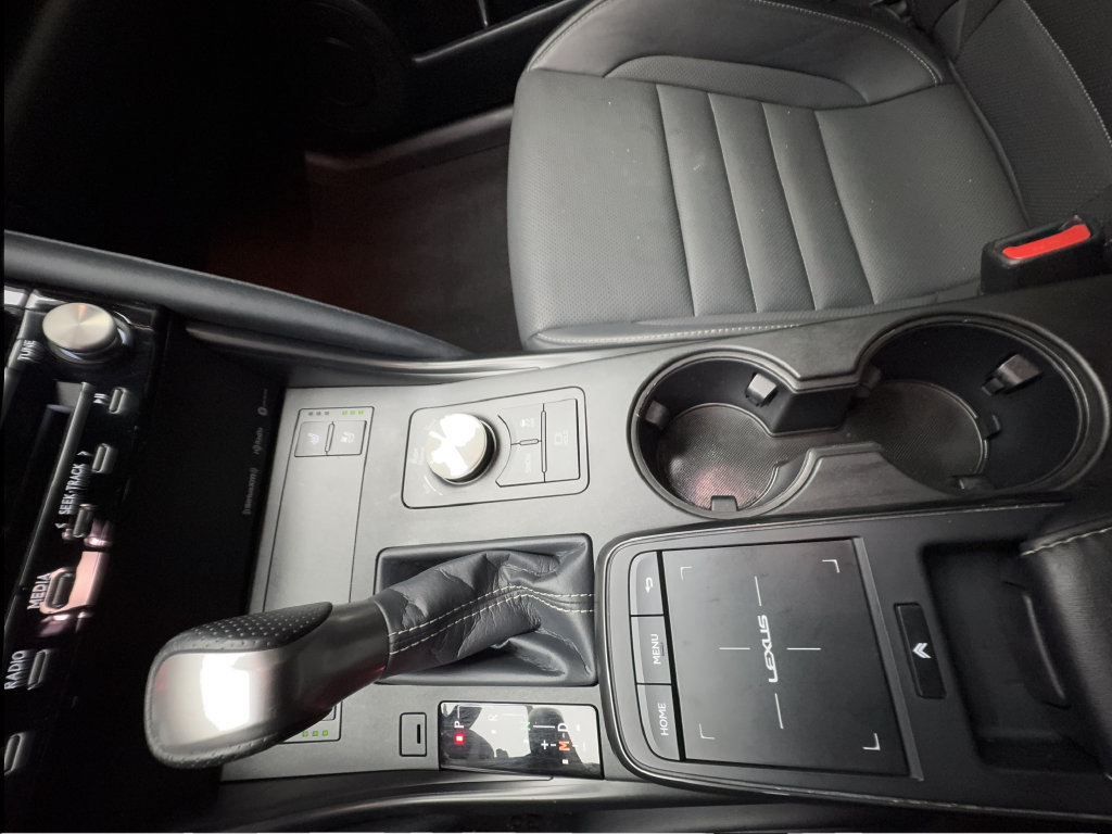 Used 2024 Lexus IS 350 F Sport RWD image 49