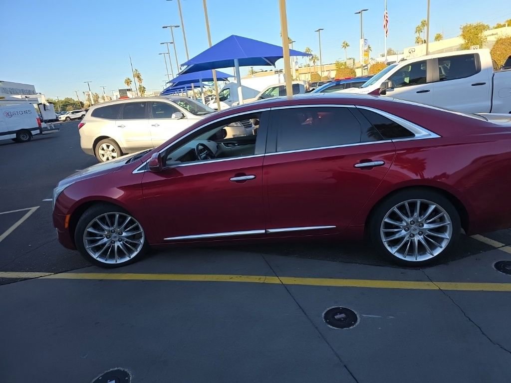 Used 2013 Cadillac XTS Platinum image 9