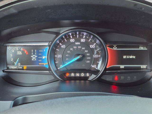 Used 2018 Ford Explorer Limited w/ Equipment Group 301A FWD image 11