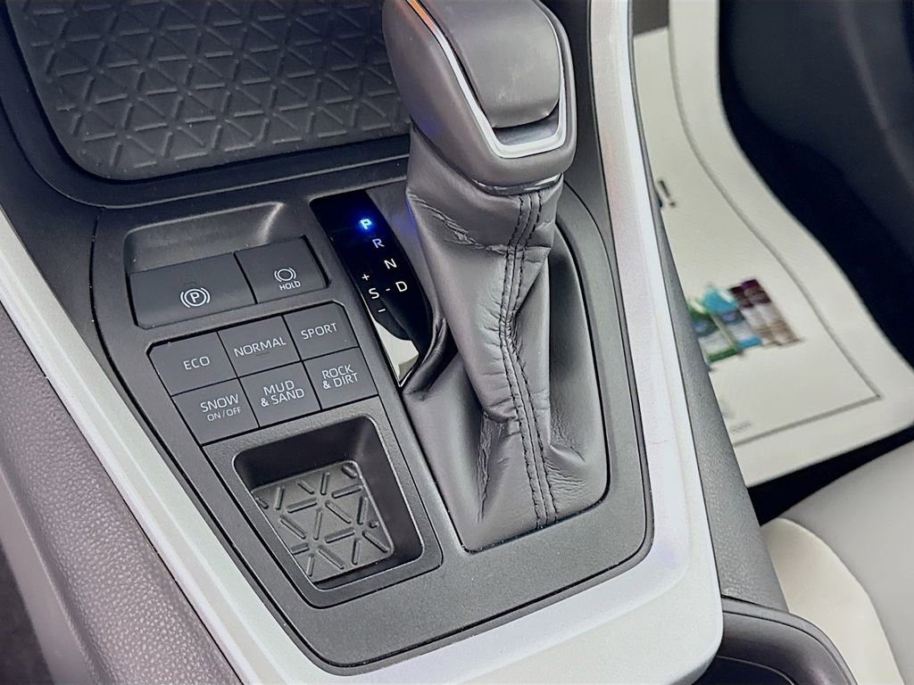 Certified 2025 Toyota RAV4 XLE Premium image 15