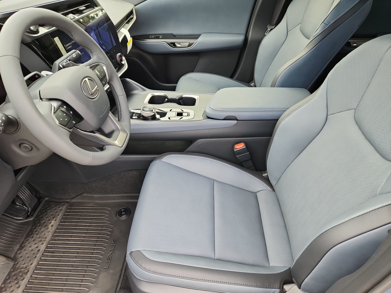 New 2026 Lexus RZ 450e AWD w/ Technology Package image 29