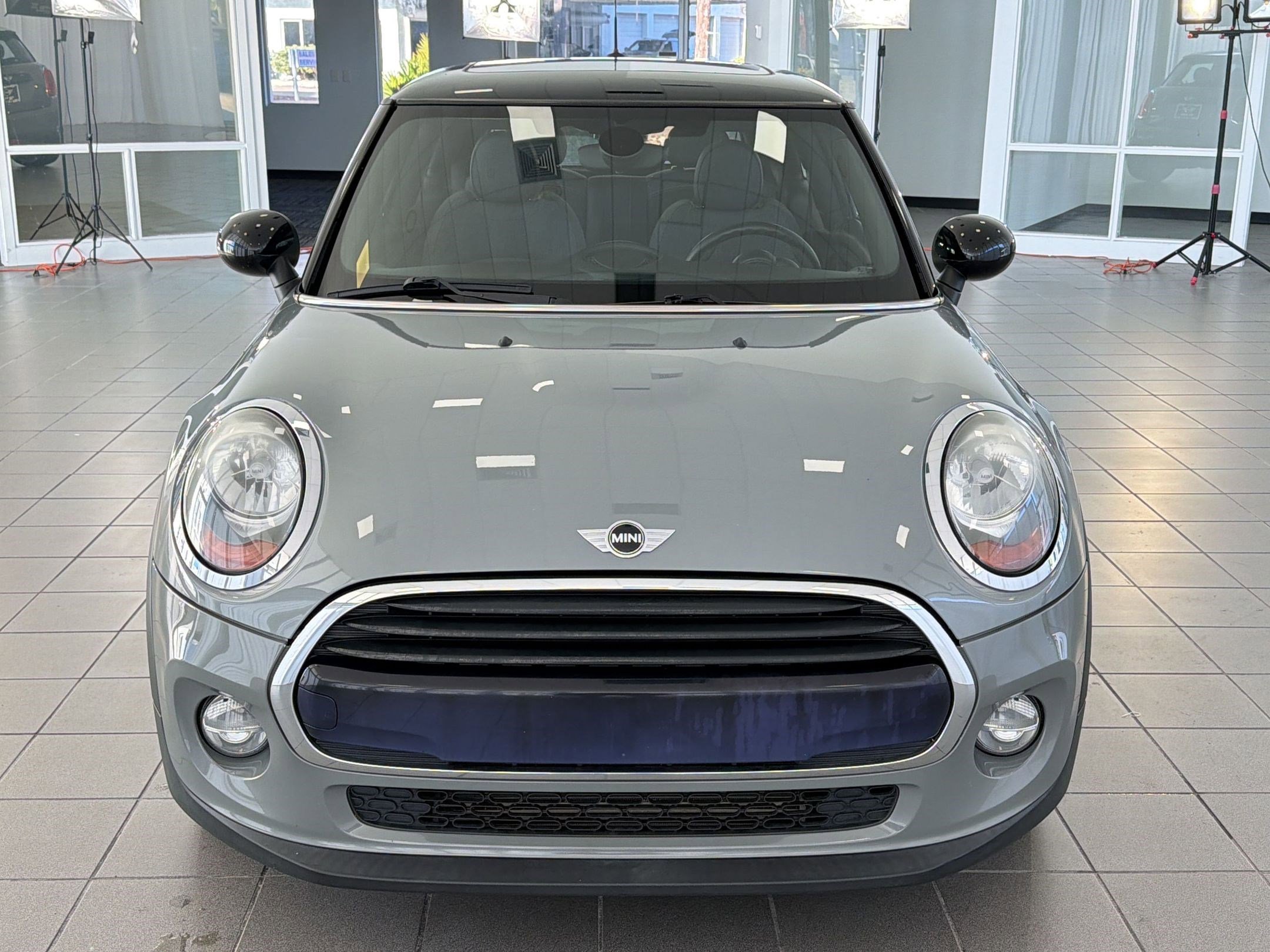 Used 2016 MINI Cooper 2-Door Hardtop FWD image 6