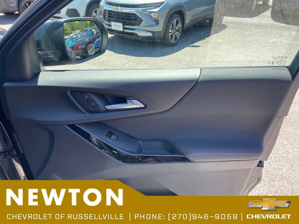 New 2026 Chevrolet Equinox RS w/ Safety and Technology Package AWD/4WD image 24