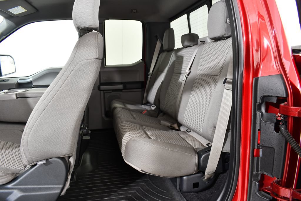 Used 2015 Ford F150 XLT w/ Equipment Group 302A Luxury AWD/4WD image 16
