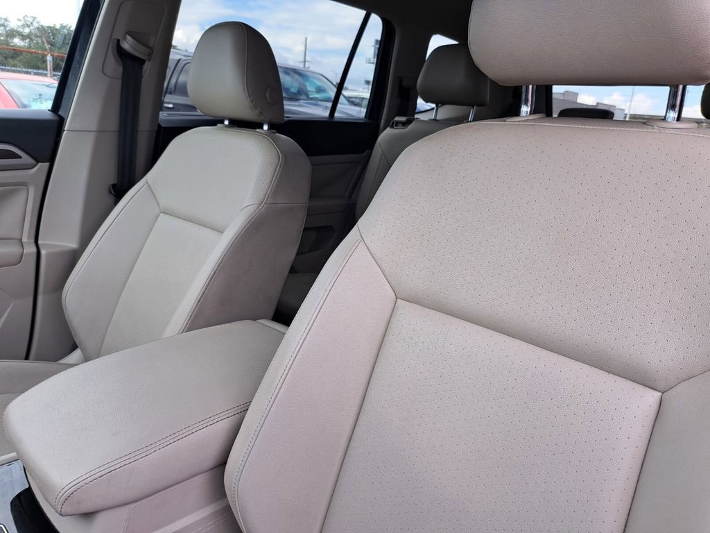 Used 2019 Volkswagen Atlas SEL R-Line image 19