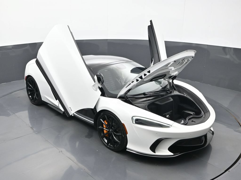 Used 2025 McLaren GTS RWD image 27