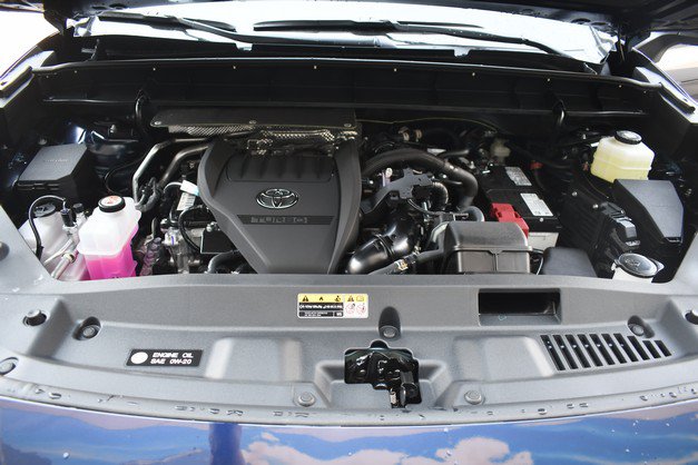 New 2026 Toyota Highlander Limited AWD/4WD image 15