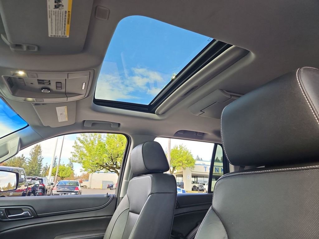 Used 2017 Chevrolet Tahoe Premier AWD/4WD image 23