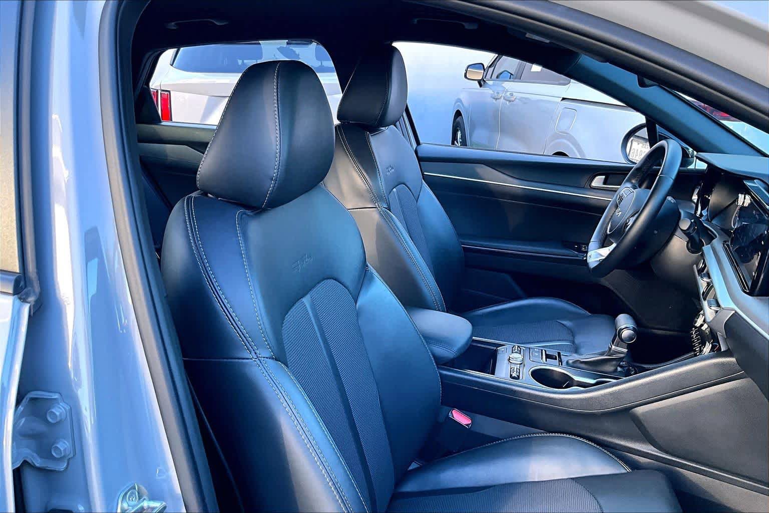 Used 2024 Kia K5 GT-Line w/ GT-Line Premium Package FWD image 9