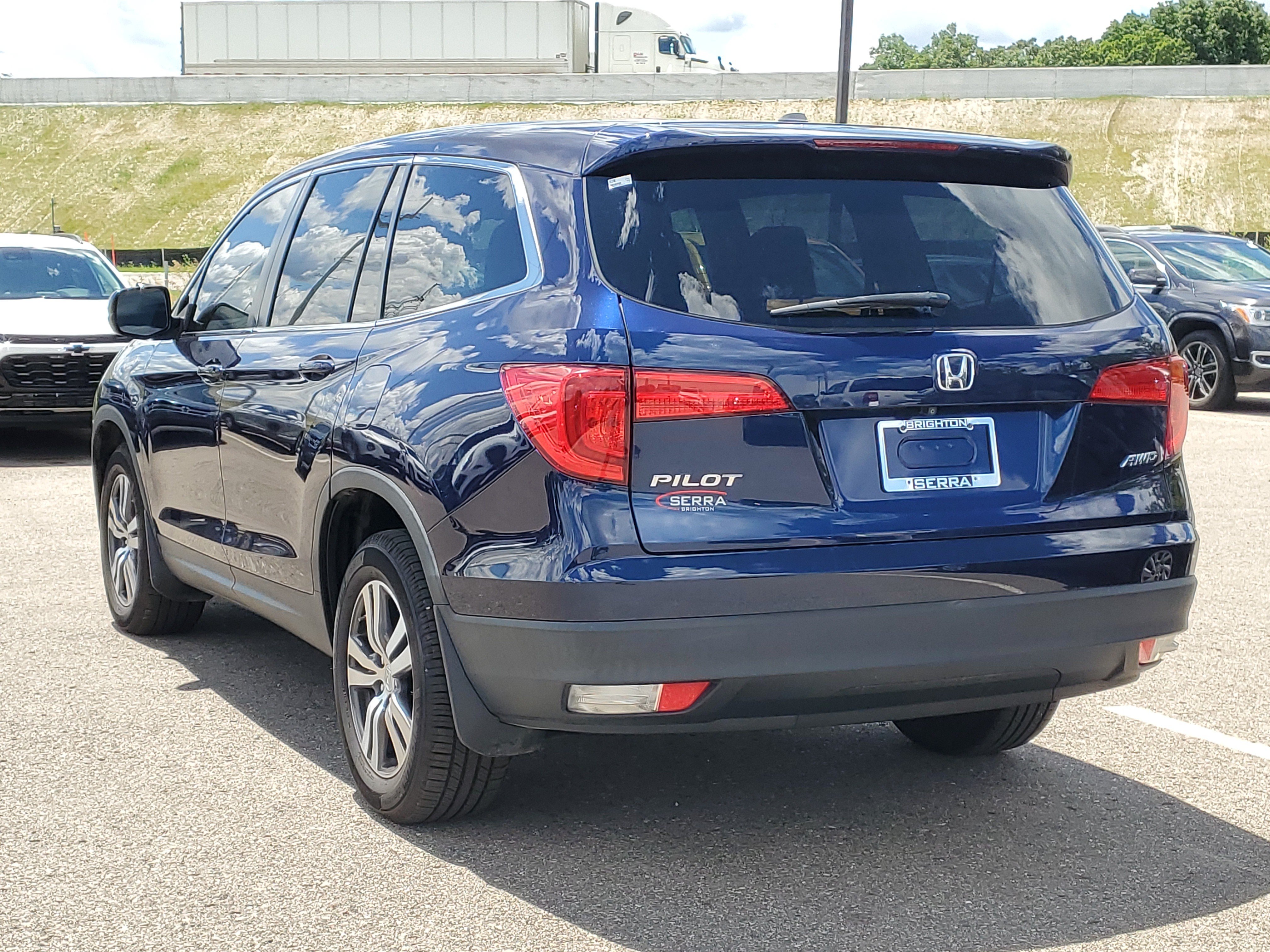 Certified 2018 Honda Pilot EX-L image 2