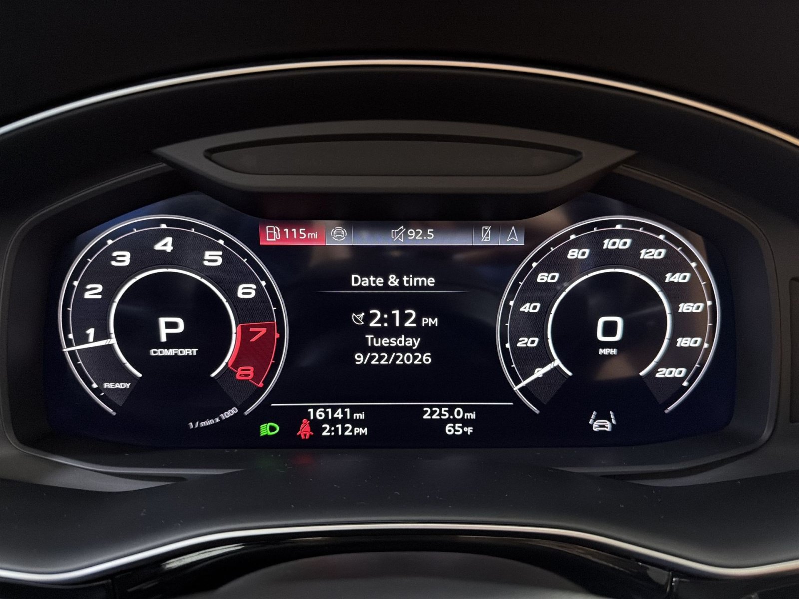 Used 2025 Audi RS Q8 performance AWD/4WD image 32
