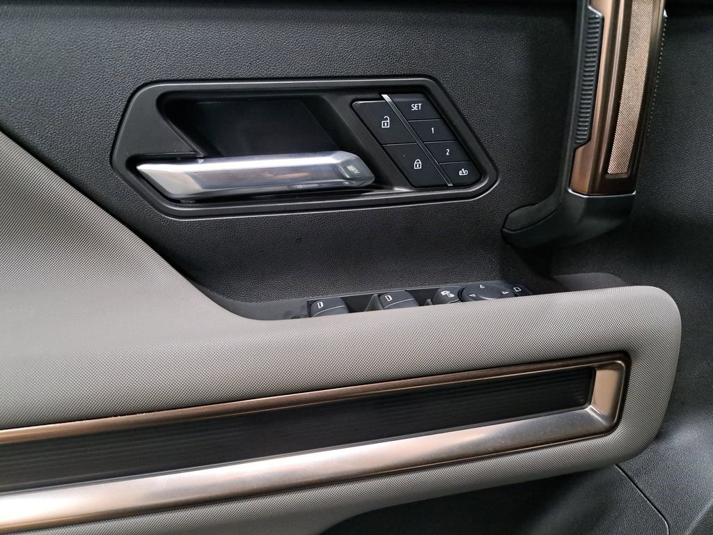 New 2025 GMC Hummer EV 2X image 33