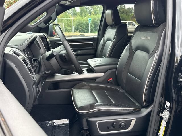 Used 2025 RAM 1500 Laramie AWD/4WD image 16
