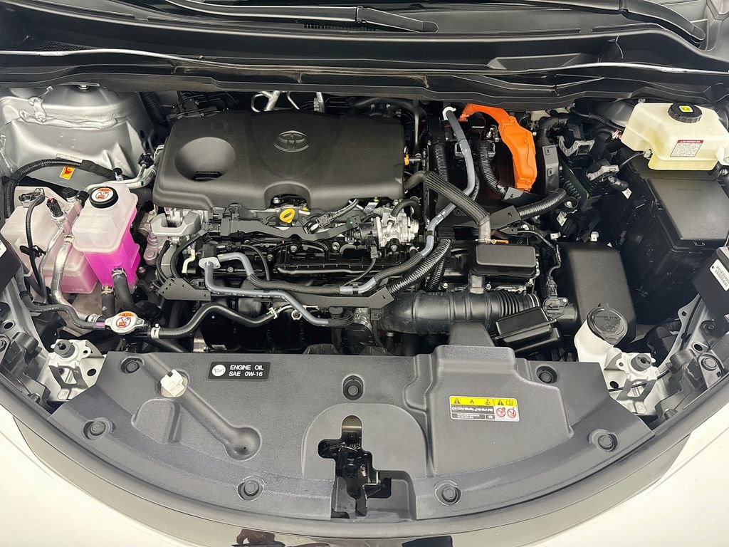 Used 2025 Toyota Sienna Platinum AWD/4WD image 34