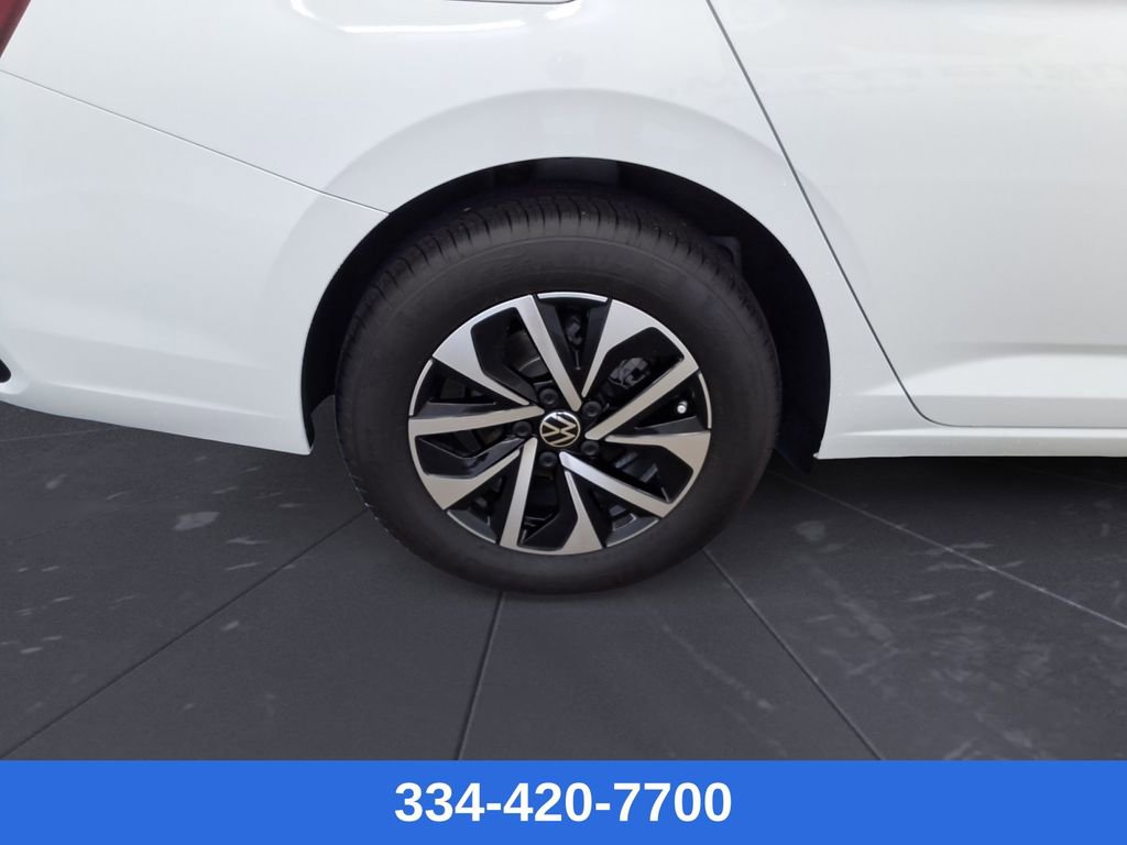 Used 2025 Volkswagen Jetta S image 14