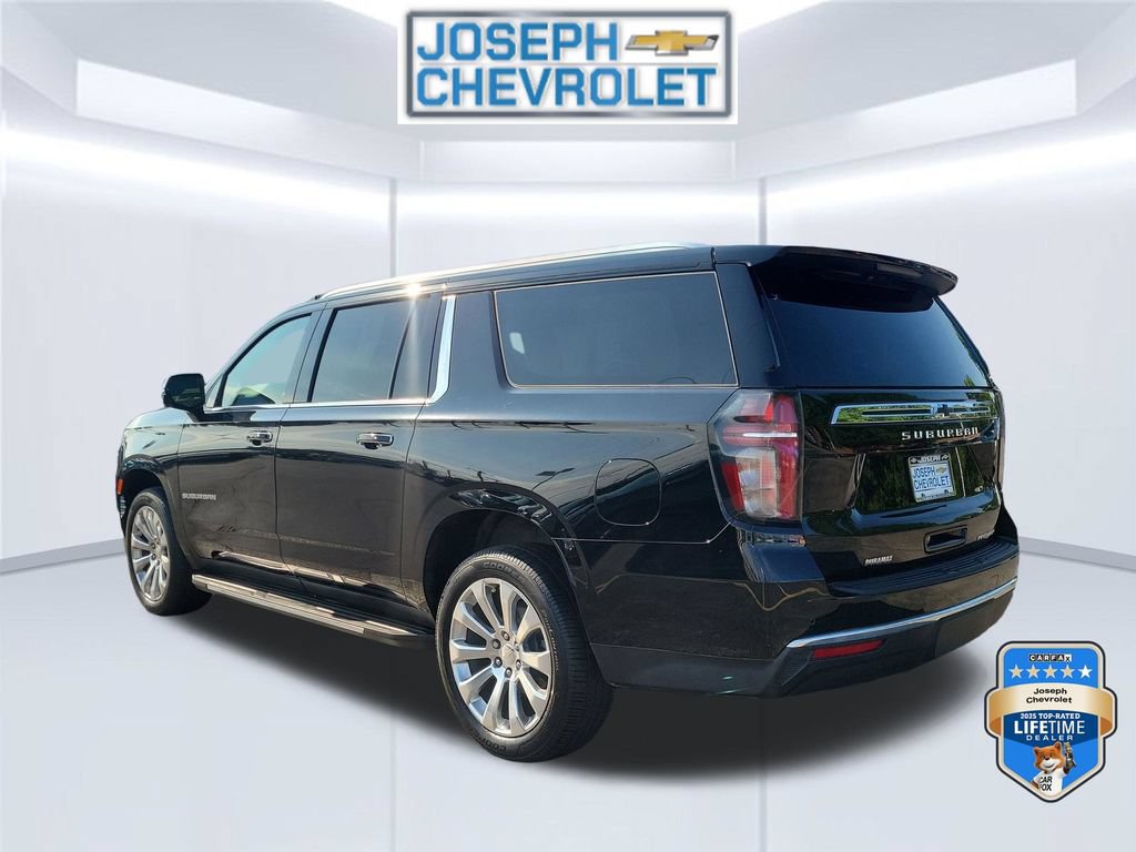 Used 2023 Chevrolet Suburban Premier AWD/4WD image 4
