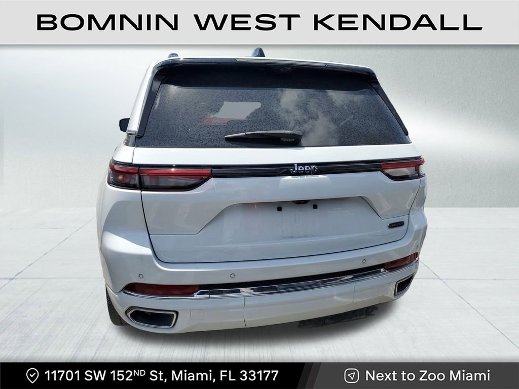 Used 2023 Jeep Grand Cherokee Overland w/ Luxury Tech Group IV image 6