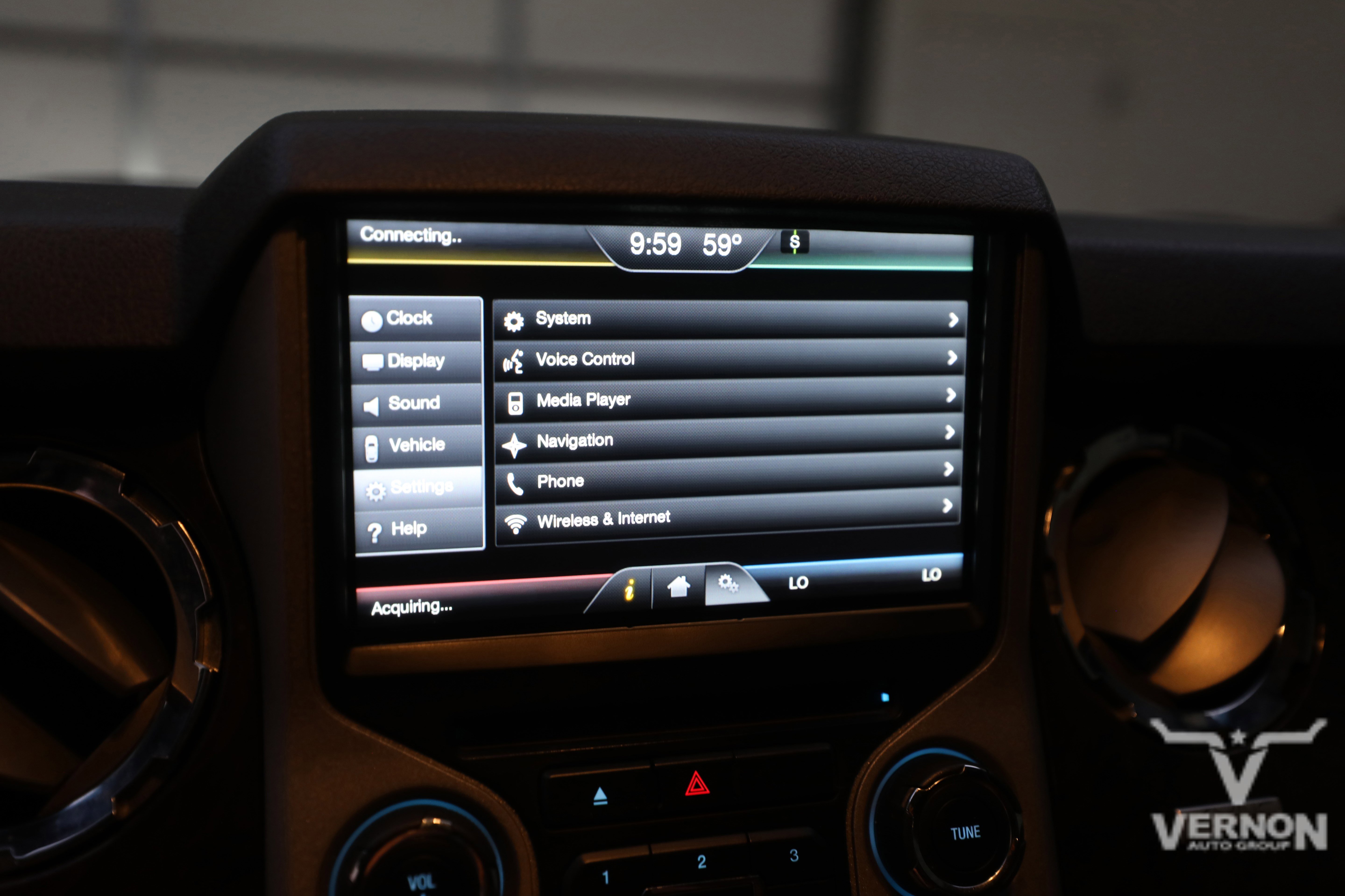 Used 2014 Ford F250 Platinum w/ FX4 Off-Road Package image 32