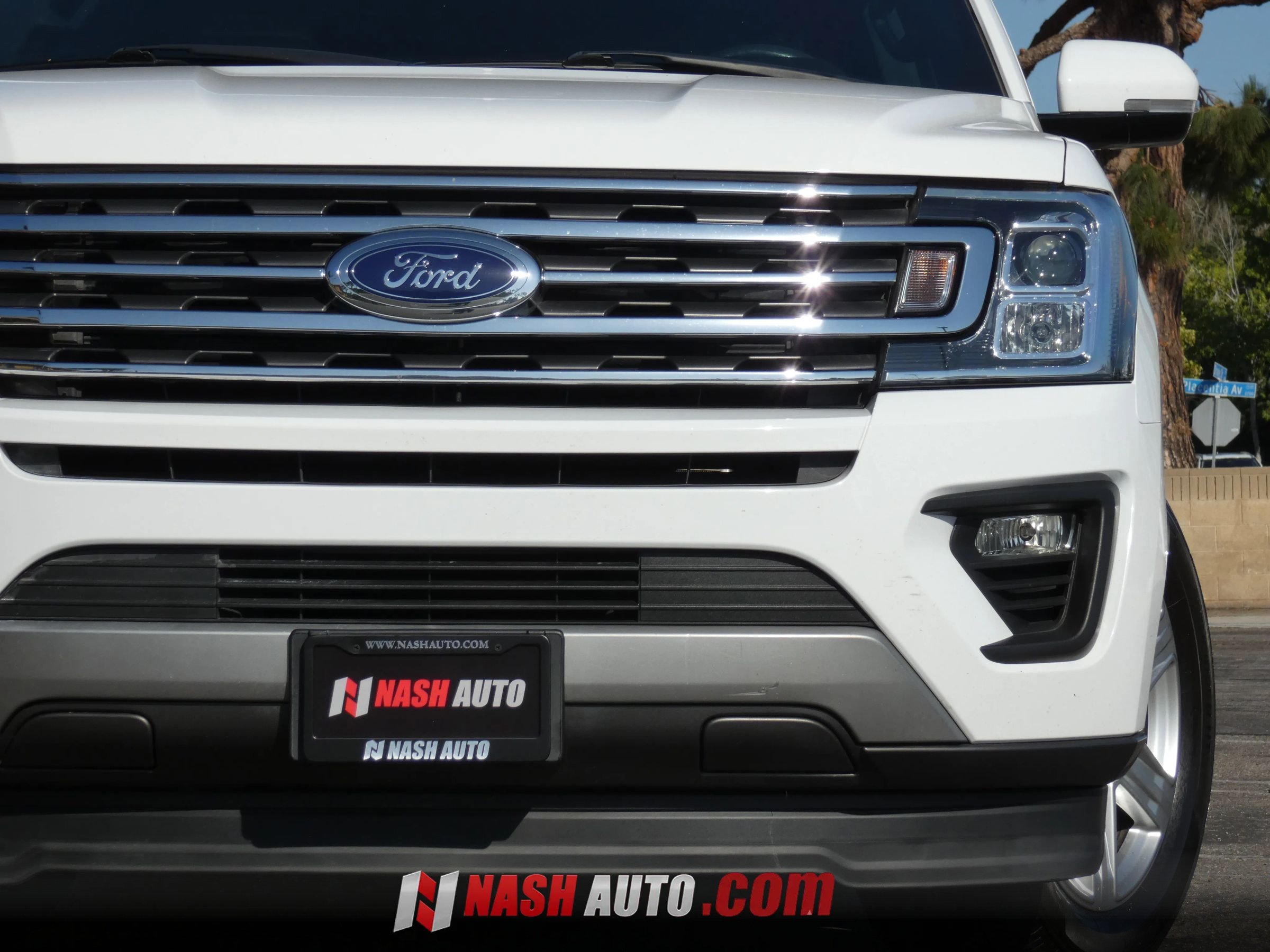 Used 2020 Ford Expedition Max XLT w/ Equipment Group 202A RWD image 18