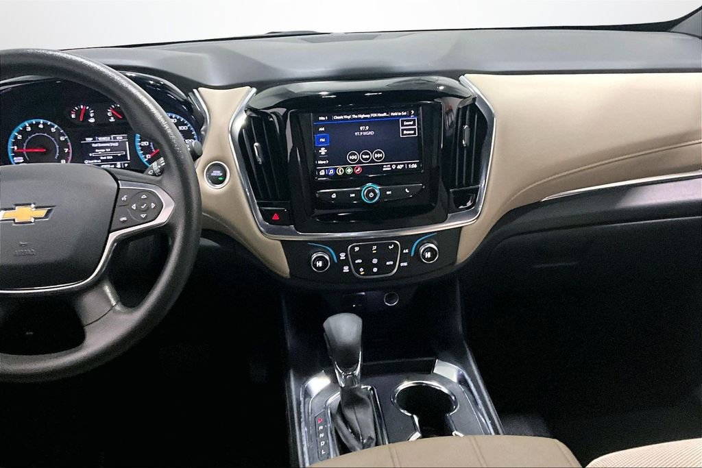 Used 2023 Chevrolet Traverse LS w/ Safety Package image 9