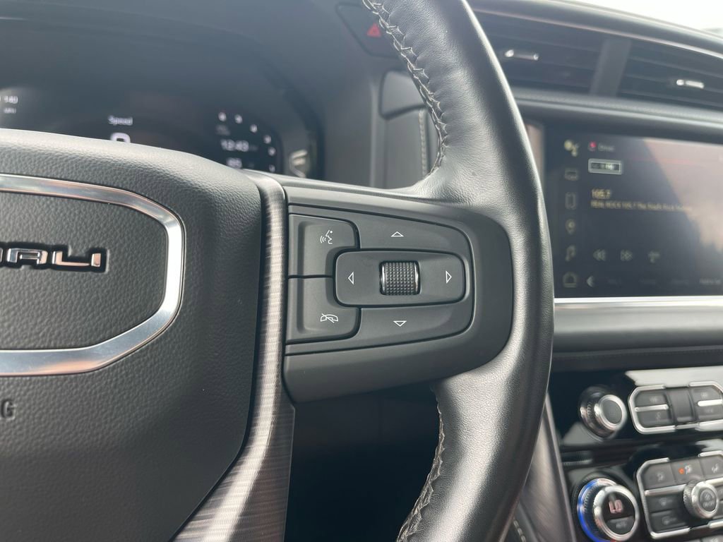 Used 2023 GMC Yukon XL Denali Ultimate image 18