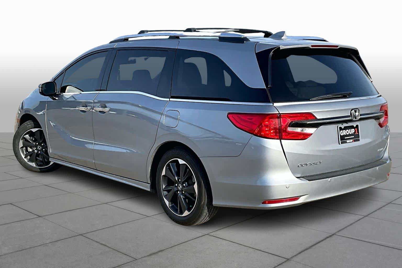Certified 2024 Honda Odyssey Elite image 12