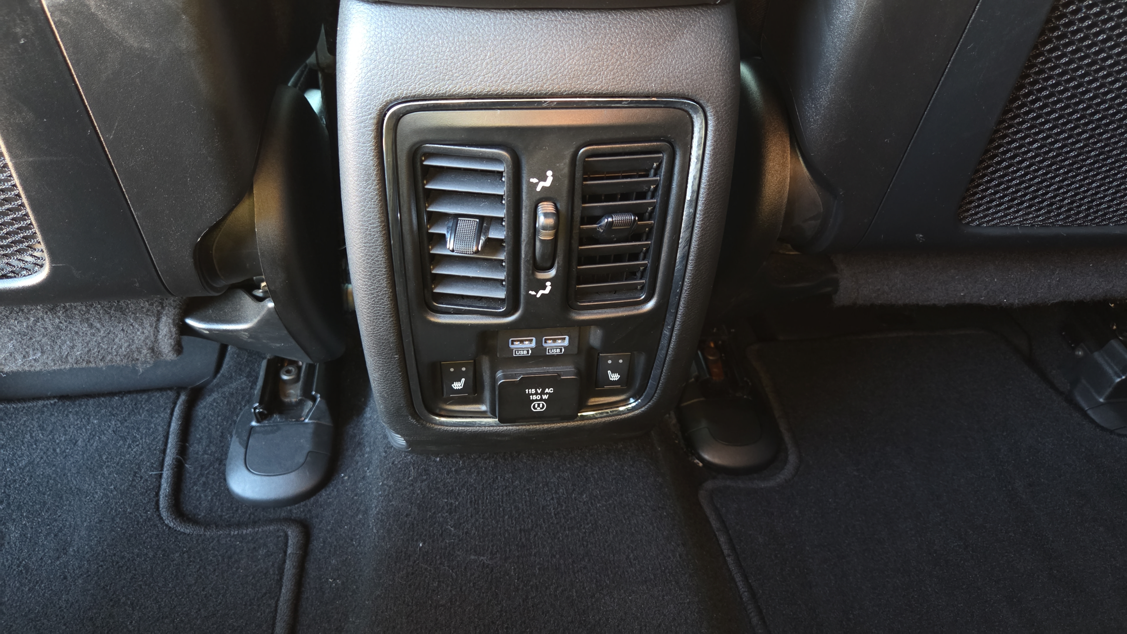 Used 2021 Jeep Grand Cherokee Limited w/ Luxury Group II RWD image 13