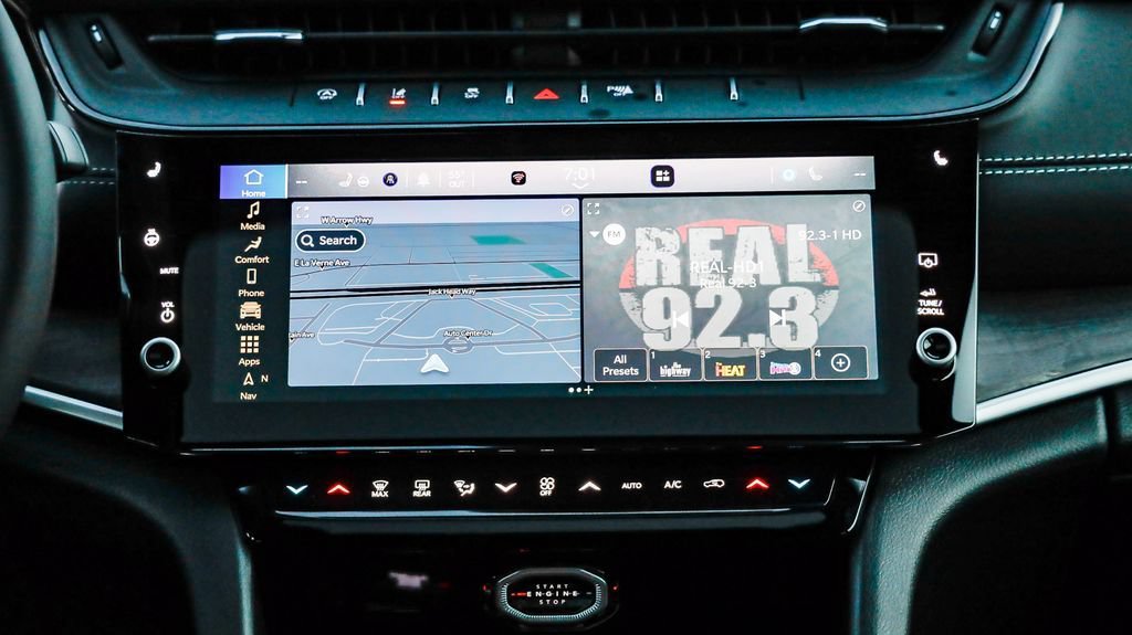 New 2026 Jeep Grand Cherokee Limited w/ Limited Altitude Package AWD/4WD image 17