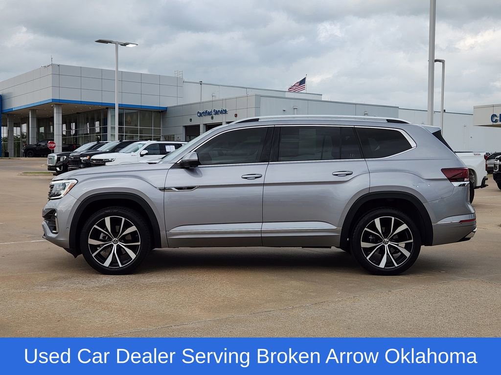 Used 2024 Volkswagen Atlas SEL Premium R-Line AWD/4WD video 4