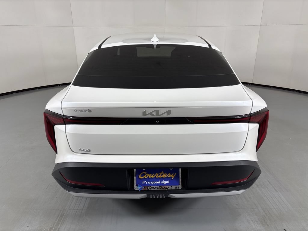 New 2026 Kia K4 FWD image 7