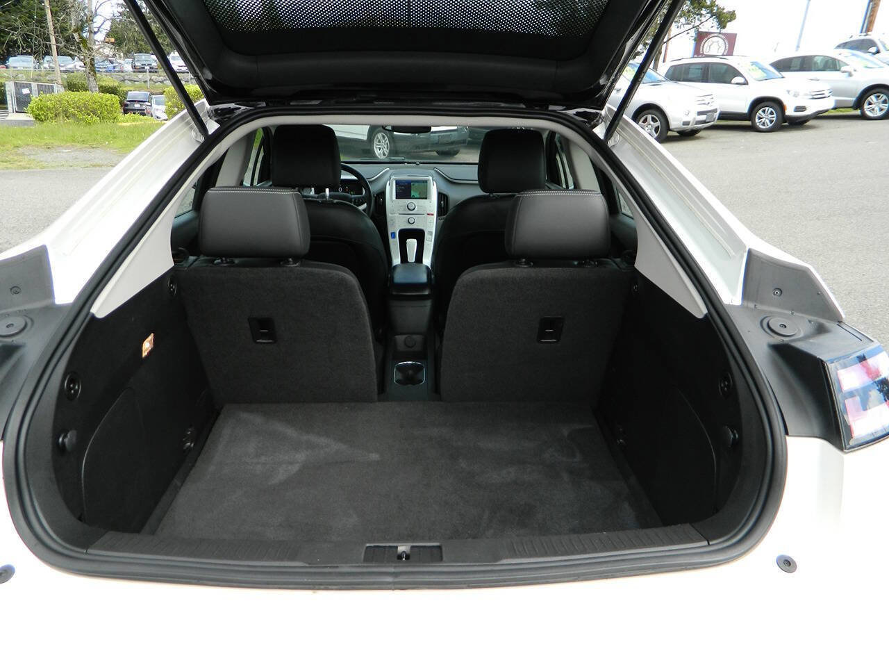 Used 2012 Chevrolet Volt Premium w/ Premium Trim Package image 10