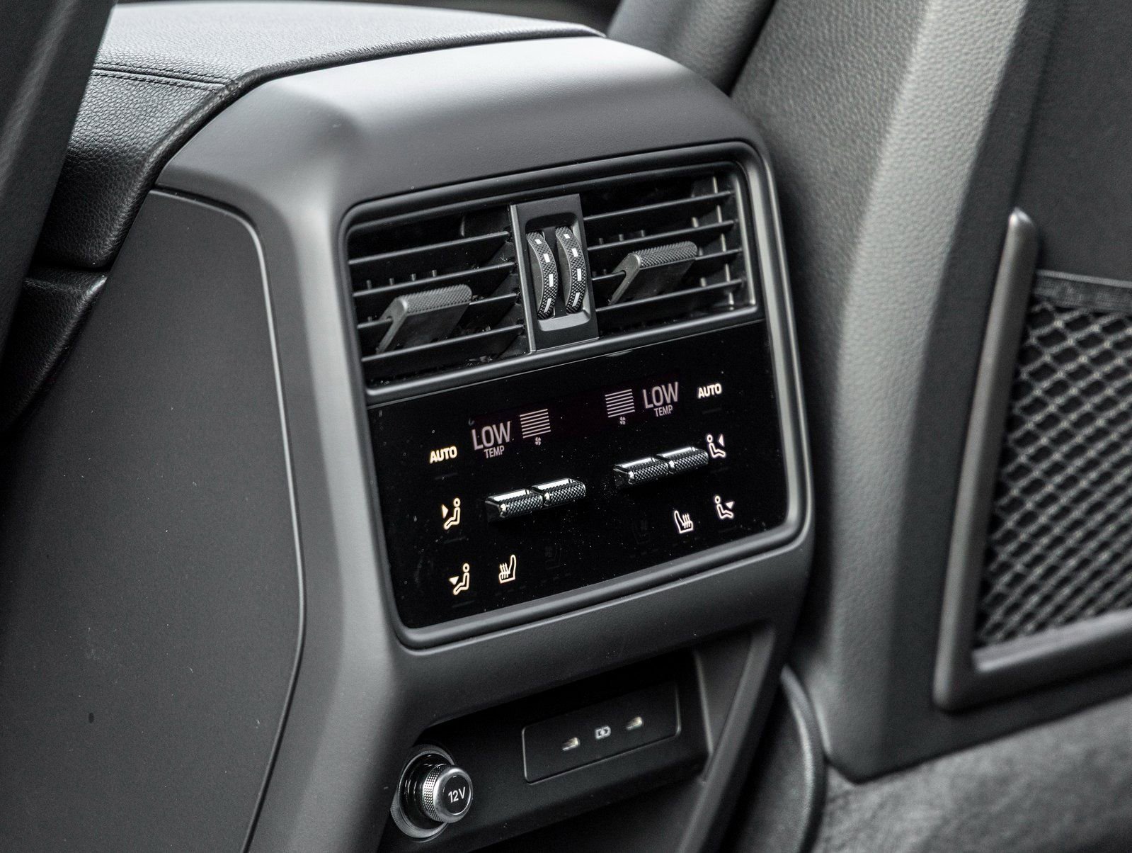 Certified 2025 Porsche Cayenne image 30