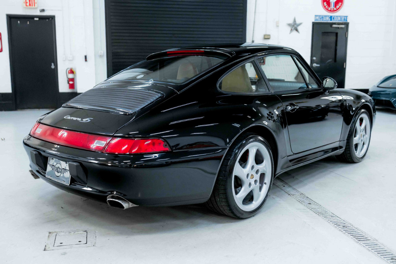 Used 1998 Porsche 911 Carrera 4S image 8