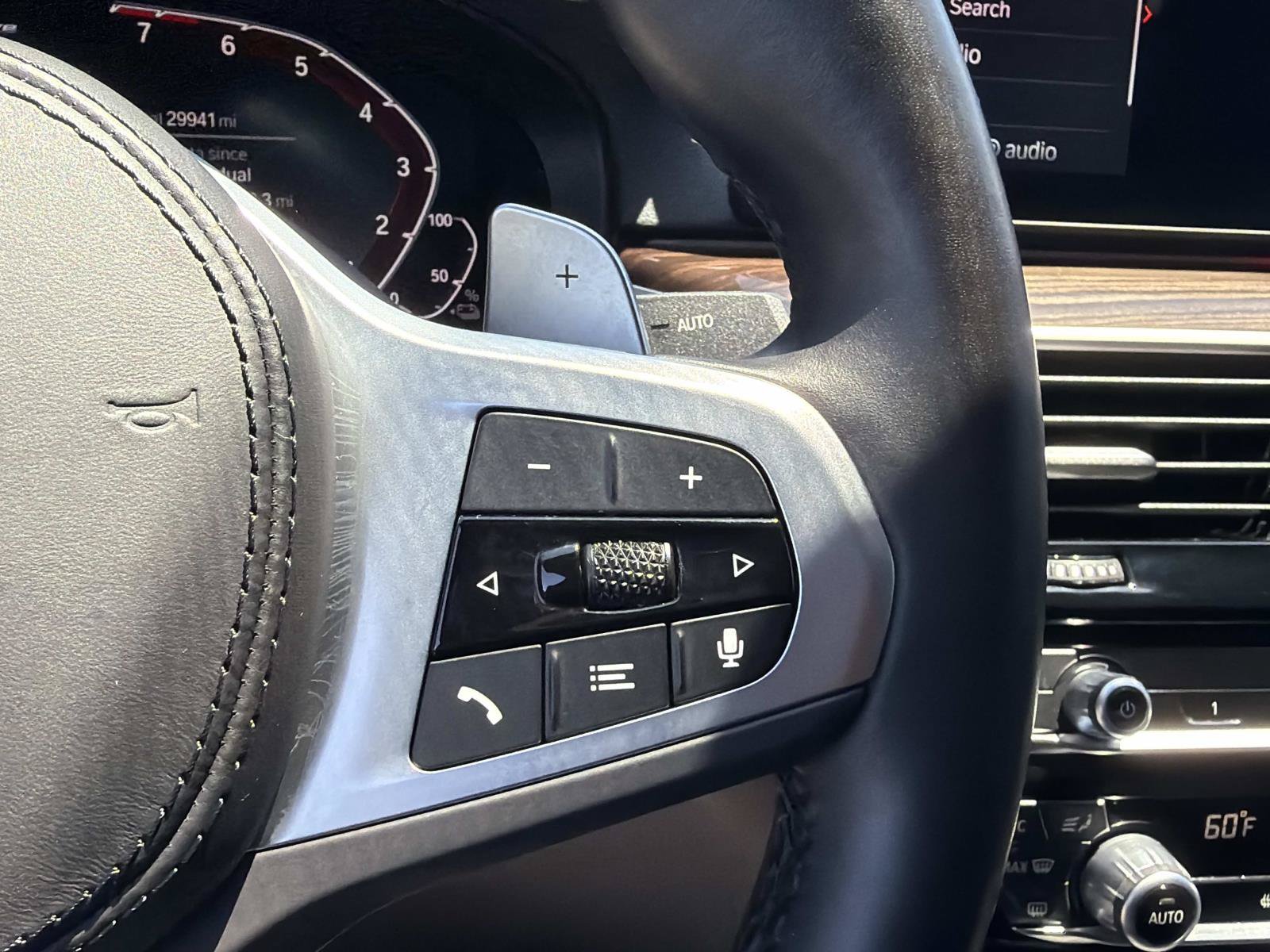 Used 2023 BMW 530e RWD image 18
