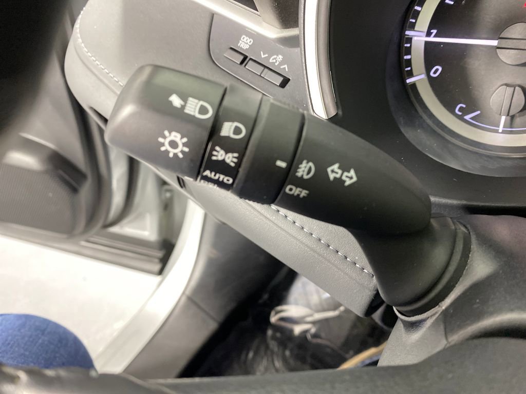 Used 2024 Toyota Highlander XLE image 18
