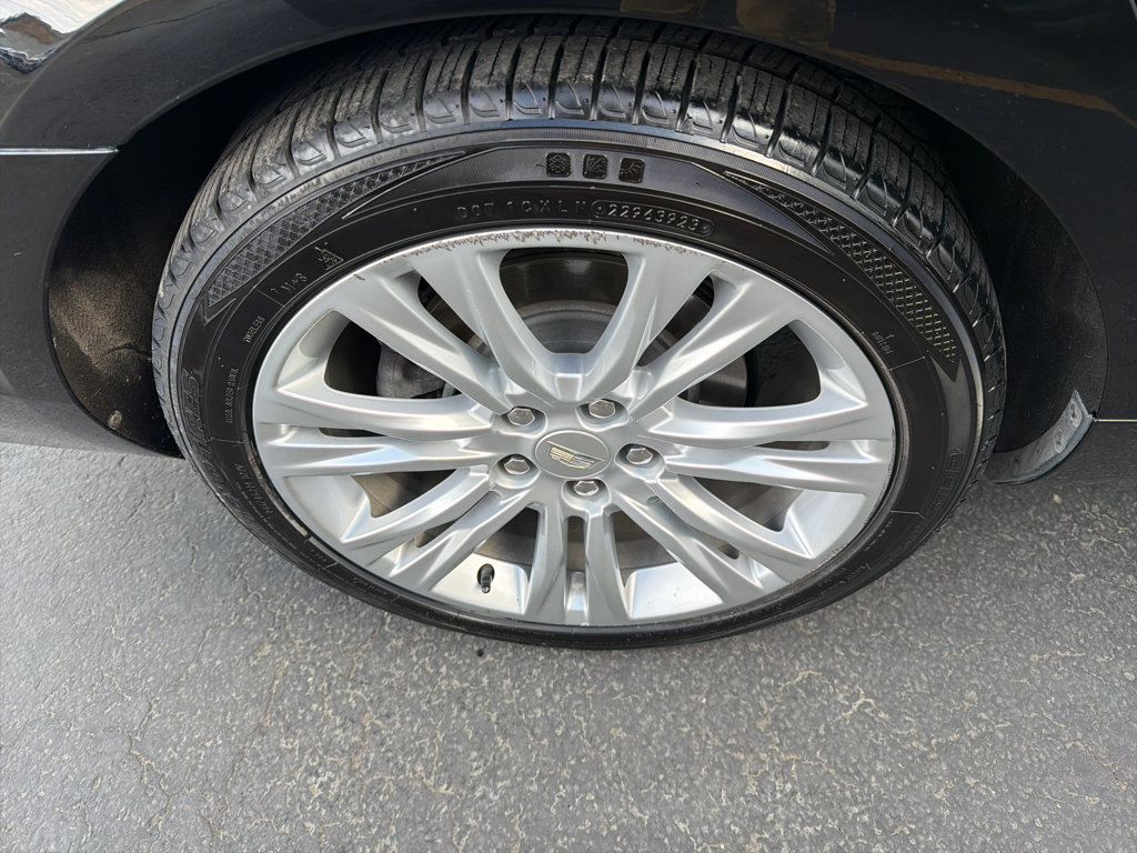 Used 2019 Cadillac XTS Luxury FWD image 3